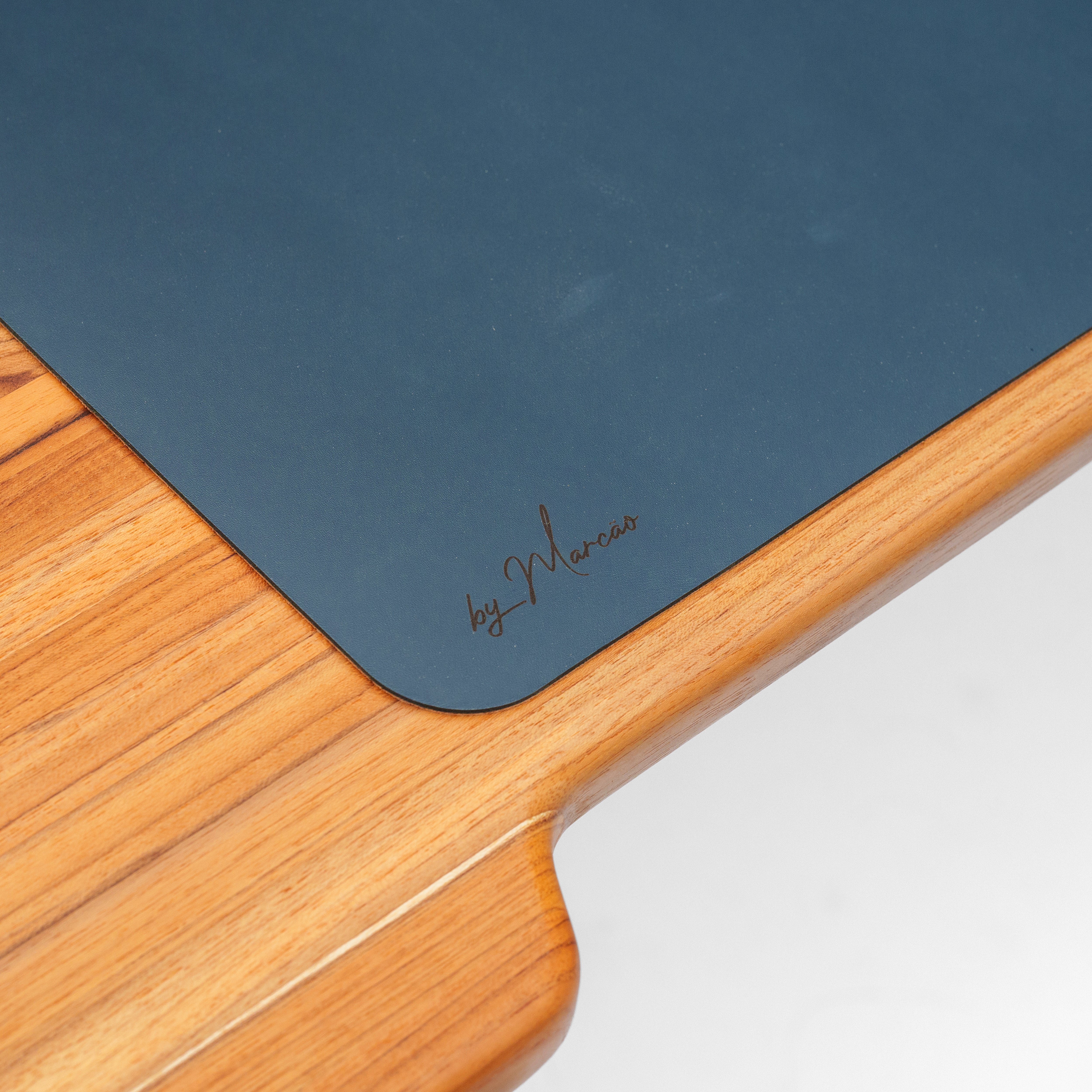 DeskPad Preto - Couro Legitimo
